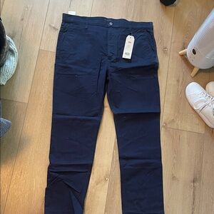 Levi's Men's Dark Blue Chinos